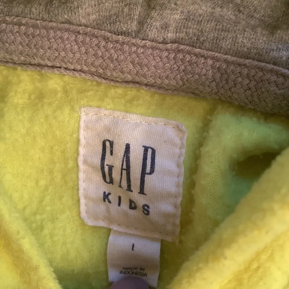 Gap hoodie size L